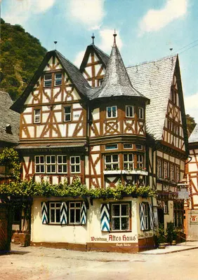 Bacharach am Rhein — Casa de Vinhos Velha — Schöning & Co. N.R. 6621-f