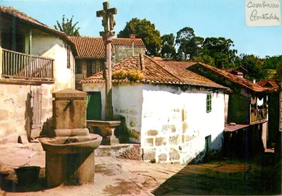 Combarro (Pontevedra) — Rincón Típico y Crucero — Éditions Arribas, Zaragoza