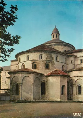 Souillac (Lot) — Igreja abacial romano-bizantina do século XII — Éditions Iris