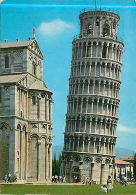 Pisa — Torre inclinada e abside do Duomo — Multigraf Terni n°56
