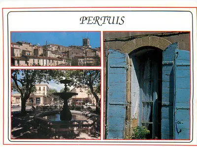 Pertuis — vista panorâmica, fonte e persianas azuis — Editions Photoguy, PS 17
