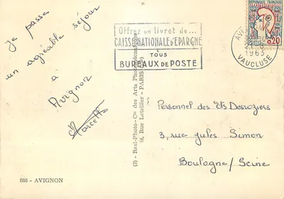 Avignon — Férias ideais — Editora Le Plaisir — Verso
