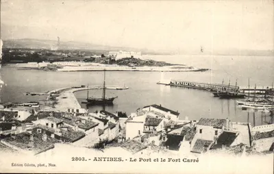 Antibes — Le Port et le Fort Carré — Édition Gilelta, phot., Nice, n° 2803