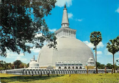 Anuradhapura — Ruínas reais — Ruvanweliseya