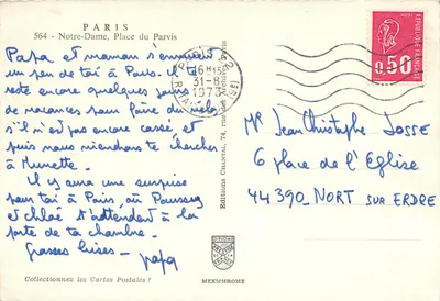 Notre-Dame w Paryżu — Plac Parvis — Wydawnictwo Diplôme — Rewers
