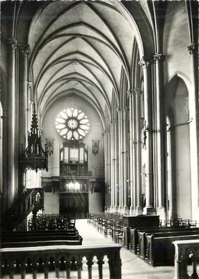 Notre-Dame-de-l'Osier (Isère) — Interior da Basílica — Combiér Imp. Macon