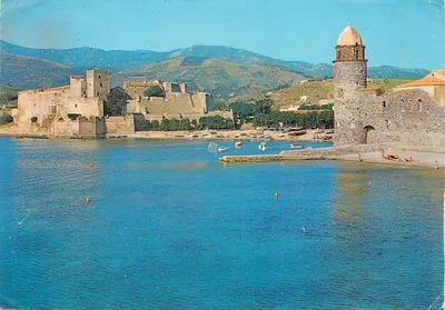 Collioure (P.O.) — A Igreja Fortificada e o Castelo — Éditions Naturelles