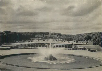 Vaux-le-Vicomte — Vista tirada da Gerbe — Editor Jean Vincent, 44 rue La Boétie, Paris