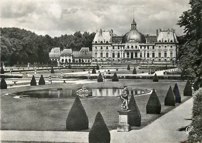 Vaux-le-Vicomte — O Parque e o Castelo — R. Letellier, Paris