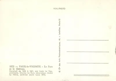 Vaux-le-Vicomte — O Parque e o Castelo — R. Letellier, Paris — Verso
