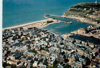 Fécamp (Seine-Maritime) — A benedita e o porto — Editor ARTYD PIÈRES, NANTES