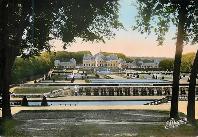 Castelo de Vaux-le-Vicomte — Vista das cascadas e dos parterres — E. Mignon