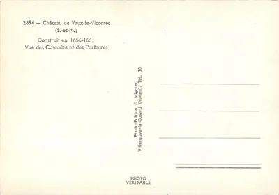Castelo de Vaux-le-Vicomte — Vista das cascadas e dos parterres — E. Mignon — Verso