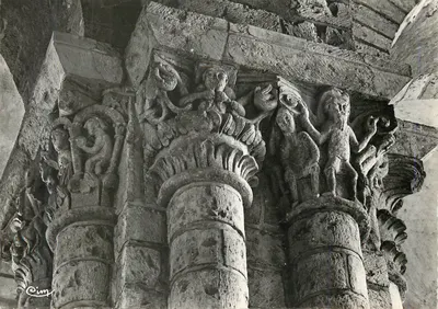 Basílica de SÃO BENÕES-SUR-LOIRE — Capitéis da Torre-Porão — IMP. MACON (S.-et-L.)