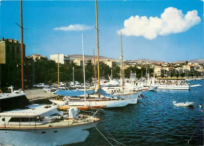 Porto de recreio em Carry-le-Rouet — A Costa Azul Varoise — Éditions de France