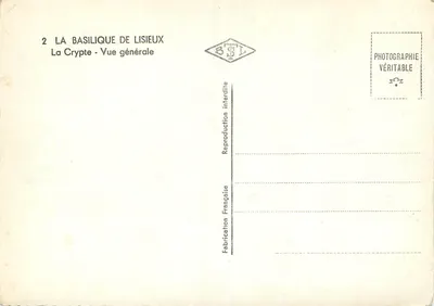 La Cripta - Vista general — La Basílica de Lisieux — BSL — Reverso