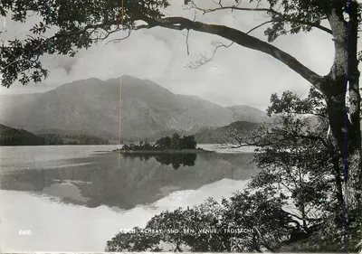 Loch Achbay e Ben Venue, Trossachs — J.B. White, n°6612