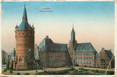Worms — Tour d'eau et bâtiment à Wasserturmplatz — éditeur non visible