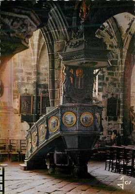 Locronan (Finistère) — A cadeira de pregador e seus medalhões contando a lenda de São Renan — Éditions d'Art JOS
