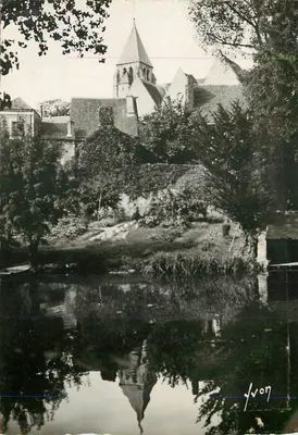Vierzon (Cher) — O Rio Yèvre e a Igreja Notre-Dame — Les Éditions d'Art