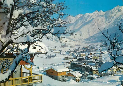 La Clusaz (Alto-Sabóia) — Vista geral e a Cadeia dos Aravis — Edições Janssot