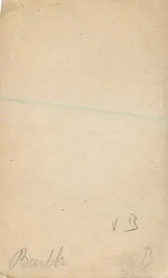 Młoda kobieta w stroju z motywami — studio — Barth — Rewers