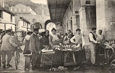 Mercado de peixes em Nichelino — vista da praça do mercado — editor Coleção N. P. L. (N. P. L.)