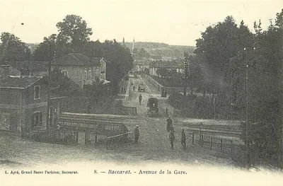 Baccarat — Avenida da Estação — L. Apté, Grand Bazar Parisien, Baccarat