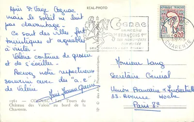 Cognac — Wieże Zamku Valois nad rzeką Charente — Cognac — Rewers