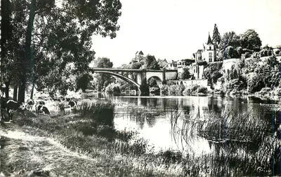 La Roche-Posay-les-Bains (Vienne) — As margens da Creuse — Fotografia CIM