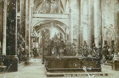Bilhete postal antigo (Bilhete postal antigo) Interior da Igreja da Corte em Innsbruck