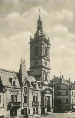 Igreja de Saint-Étienne de Lure — vista da torre — editor Déquéi, n° 661