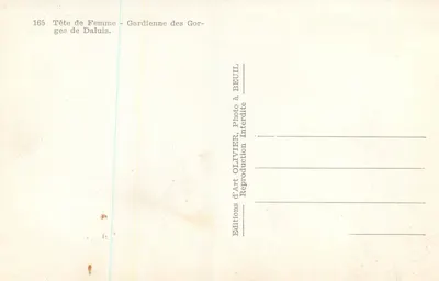 Cabeça de Mulher - Guardiã das Gorges de Daluis — Éditions d'Art OLIVIER, Foto em BEUUIL — Verso