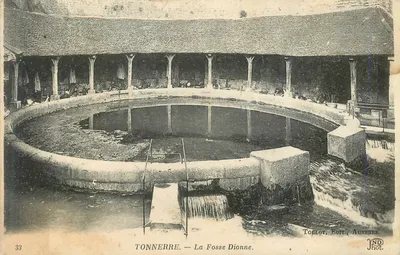 Tonnerre — A Fosse Dionne — Toplot, Edit. Auxerre