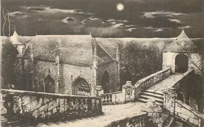 Igreja de Santa Bárbara sob a Luz da Lua — Le Faquet, Rennes — Laurent-Nei, n°2965