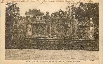 Annam-Huê — Portique do Palácio do Grande Co-Mât — Coleção M.F.