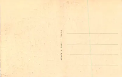 Lembrança de Sᵗᵉ Bernadette Soubirous — Casa paterna, estátua de Nossa Senhora de Lourdes, multidão na gruta, retrato de Bernadette — Edição P. Doucet - Lourdes, N°7 — Verso