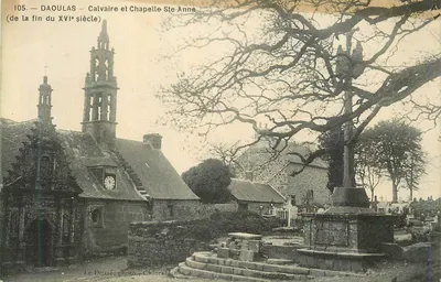 Daoulas — Calvário e Capela Ste-Anne (fim do século XVI) — Le Doaré, foto. Châteaudin, n°105