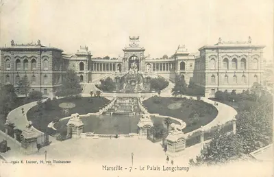 Marsella - Palacio Longchamp — vista del jardín con fuente — Fototipia E. Lacour, 19, rue Thubaneau