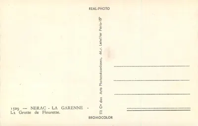 Nérac - A Gruta de Fleurette — escultura de casal deitado — Cap — Verso