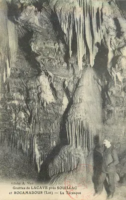 Grutas de Lacave perto de Souillac (Lot) — La Tarasque — Uliche A. Viré