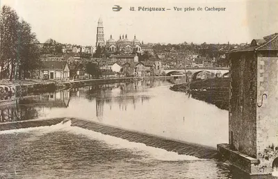 Périgueux — Vista tirada de Cachepur — Editor não identificado, n° 42