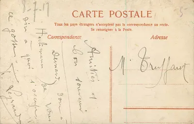 Criança na praia — foto de estúdio — V.B. HAMER, S. 166 — Verso