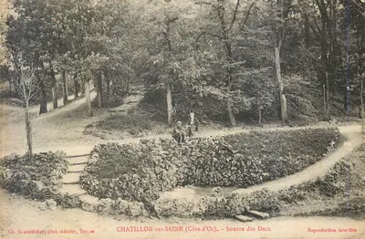 Chatillon-sur-Seine (Côte-d'Or) — Fonte dos Ducs — Ch. Granddidier, fotógrafo-editor, Troyes