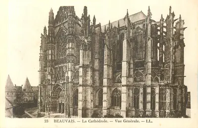 Beauvais — A Catedral — Vista Geral — LL.