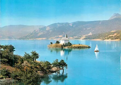 Lago de Serre-Ponçon — Capela de São Miguel de Prunières — ABEL, Editor GAP