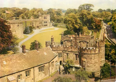 O castelo de Skipton — visto da torre da igreja — Walter Scott, série de cores, n° CY352