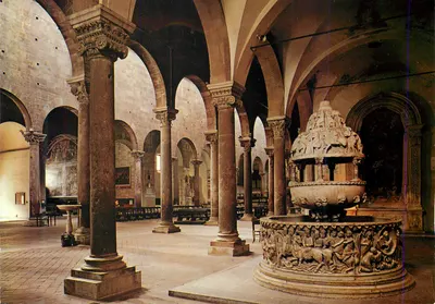 Interno da Igreja de San Frediano — Lucca (século XII-XIII) — Ediz. Renzo Santori - Lucca