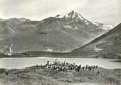 Lago de Tignes — Missa ao ar livre — Foto G. BOUT