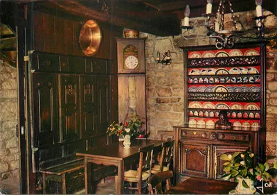 Interior de uma casa em Locronan — Renascimento — Edições de Arte JOS